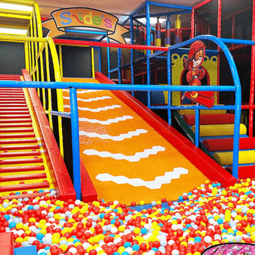 Last Hope Studios — top game: 🏰Bounce Castle Playground Roleplay🏰