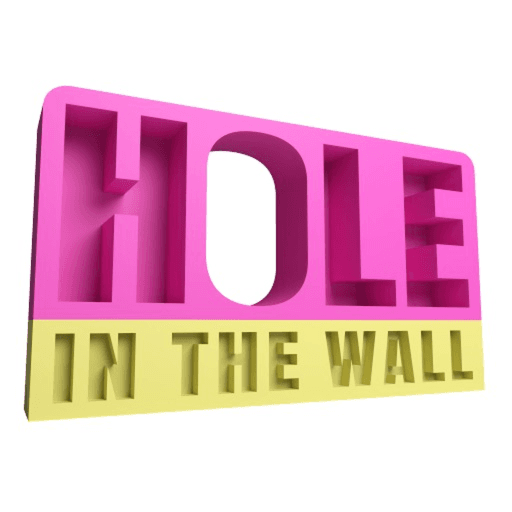 Hole in the Wall Roblox gameplay screenshot